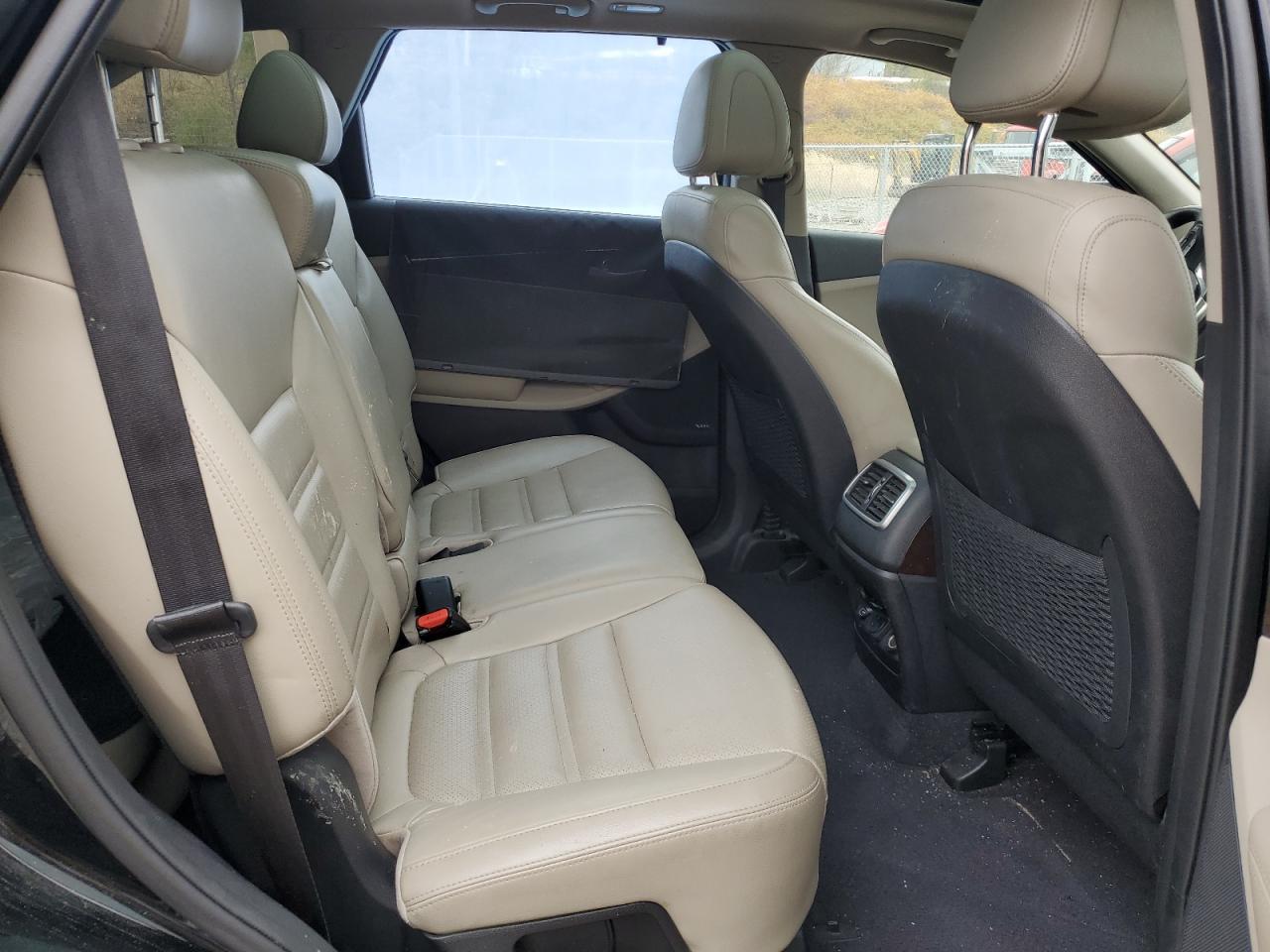2016 KIA SORENTO
