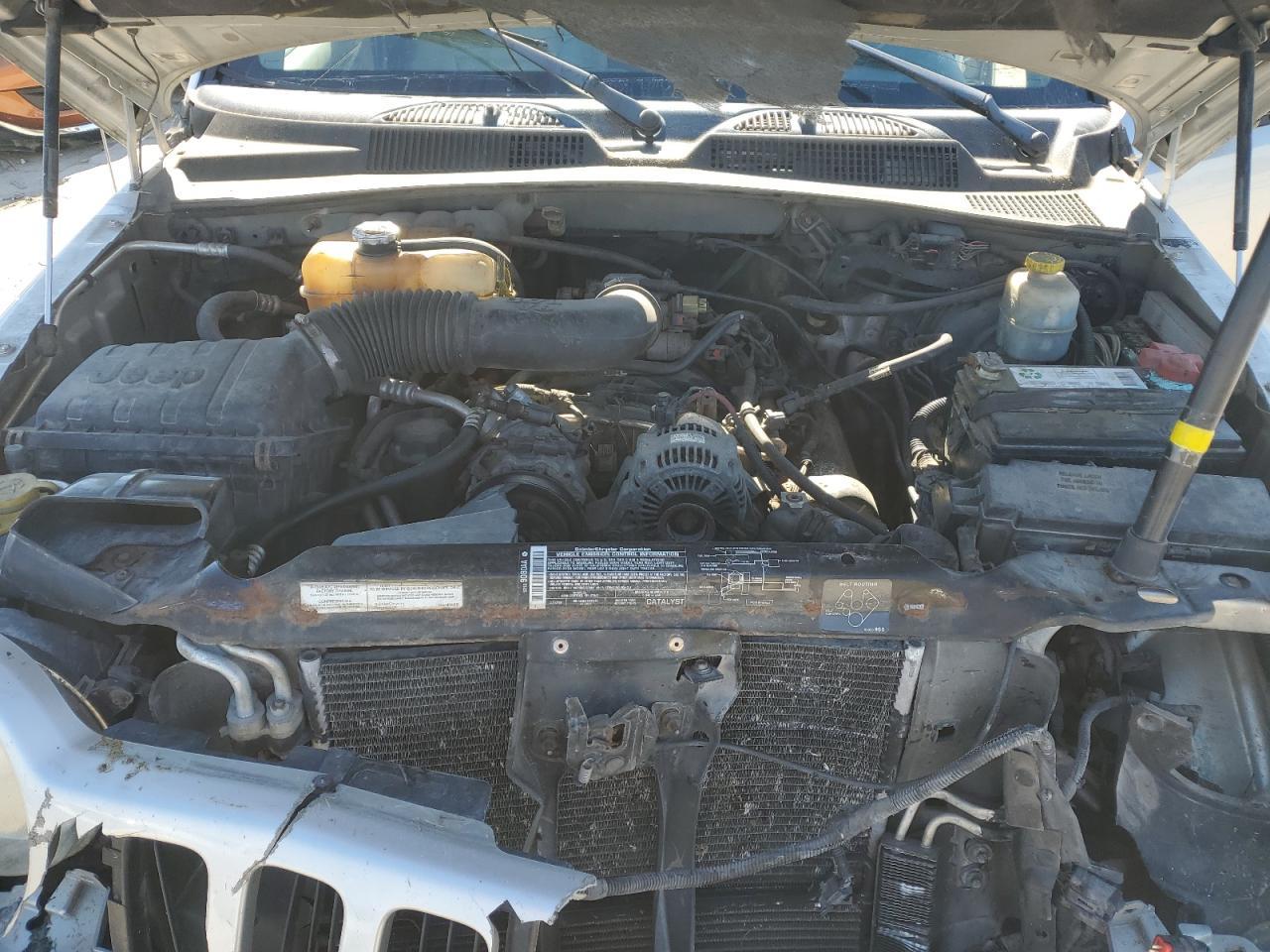 2004 JEEP Liberty