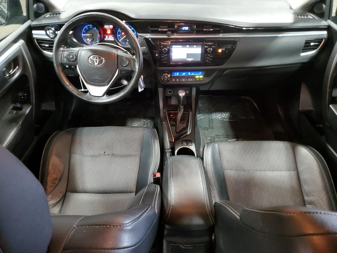 2015 TOYOTA COROLLA