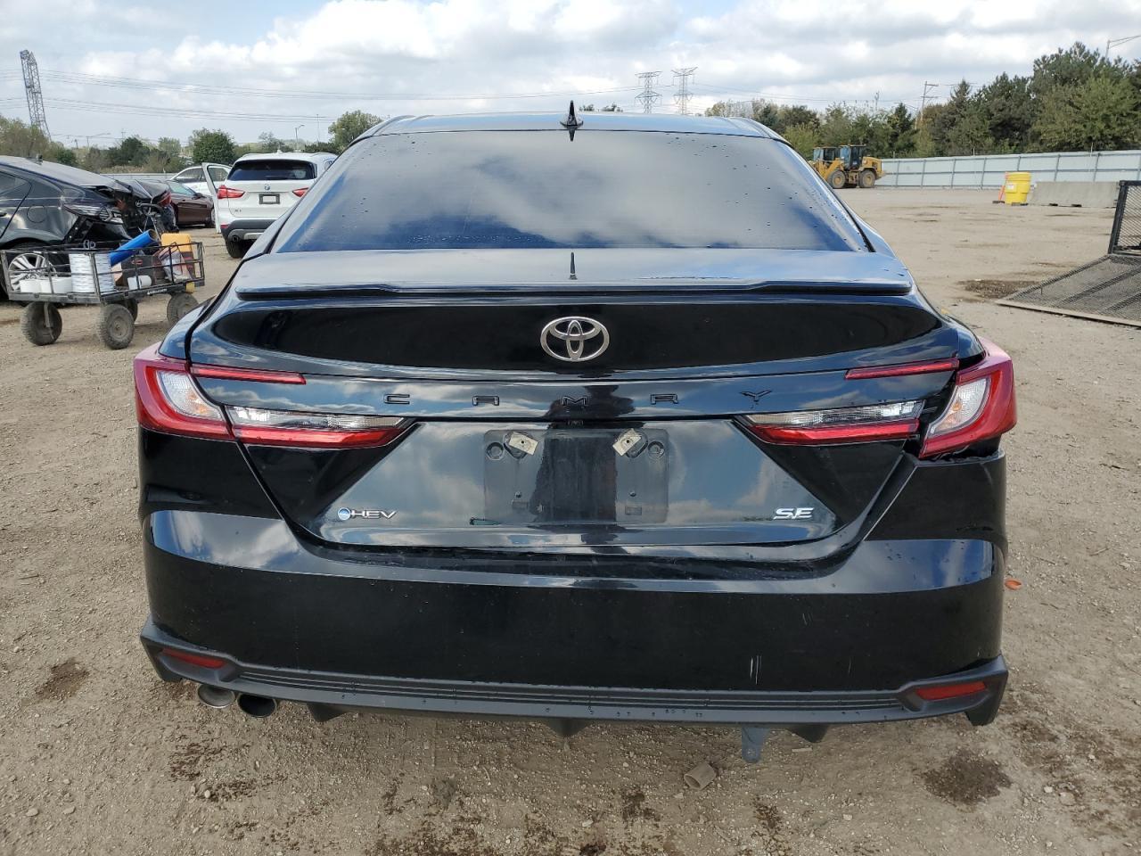 2025 TOYOTA CAMRY