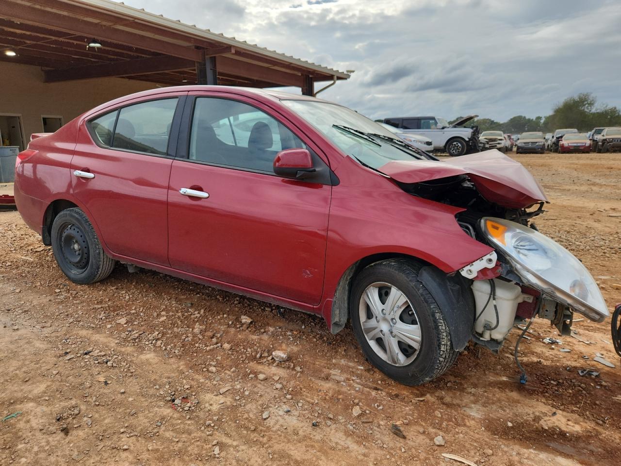 2014 NISSAN VERSA