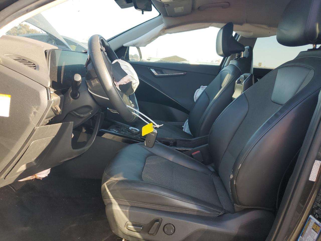 2023 KIA Niro