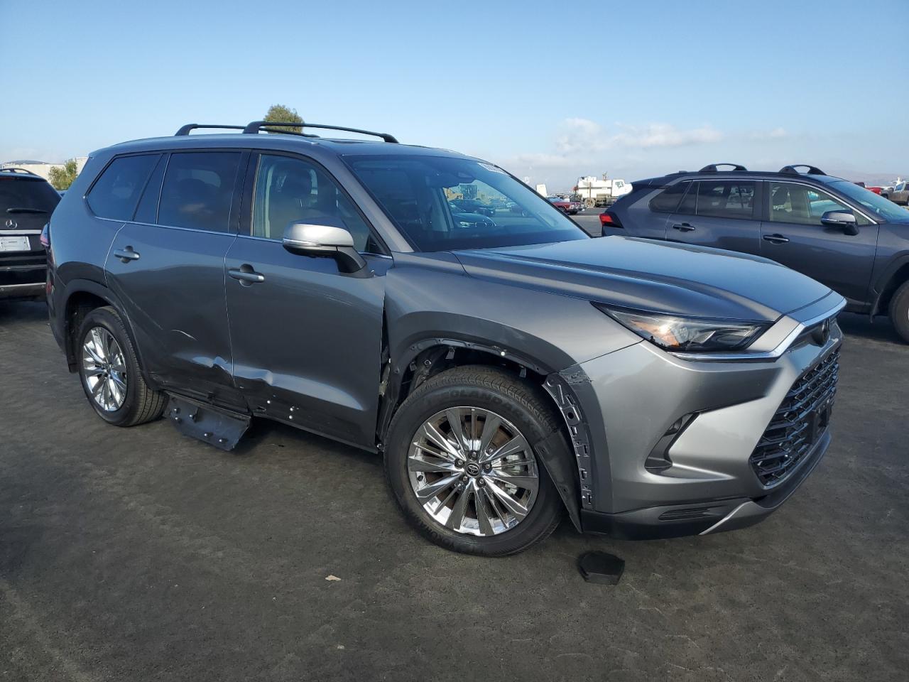 2025 TOYOTA HIGHLANDER