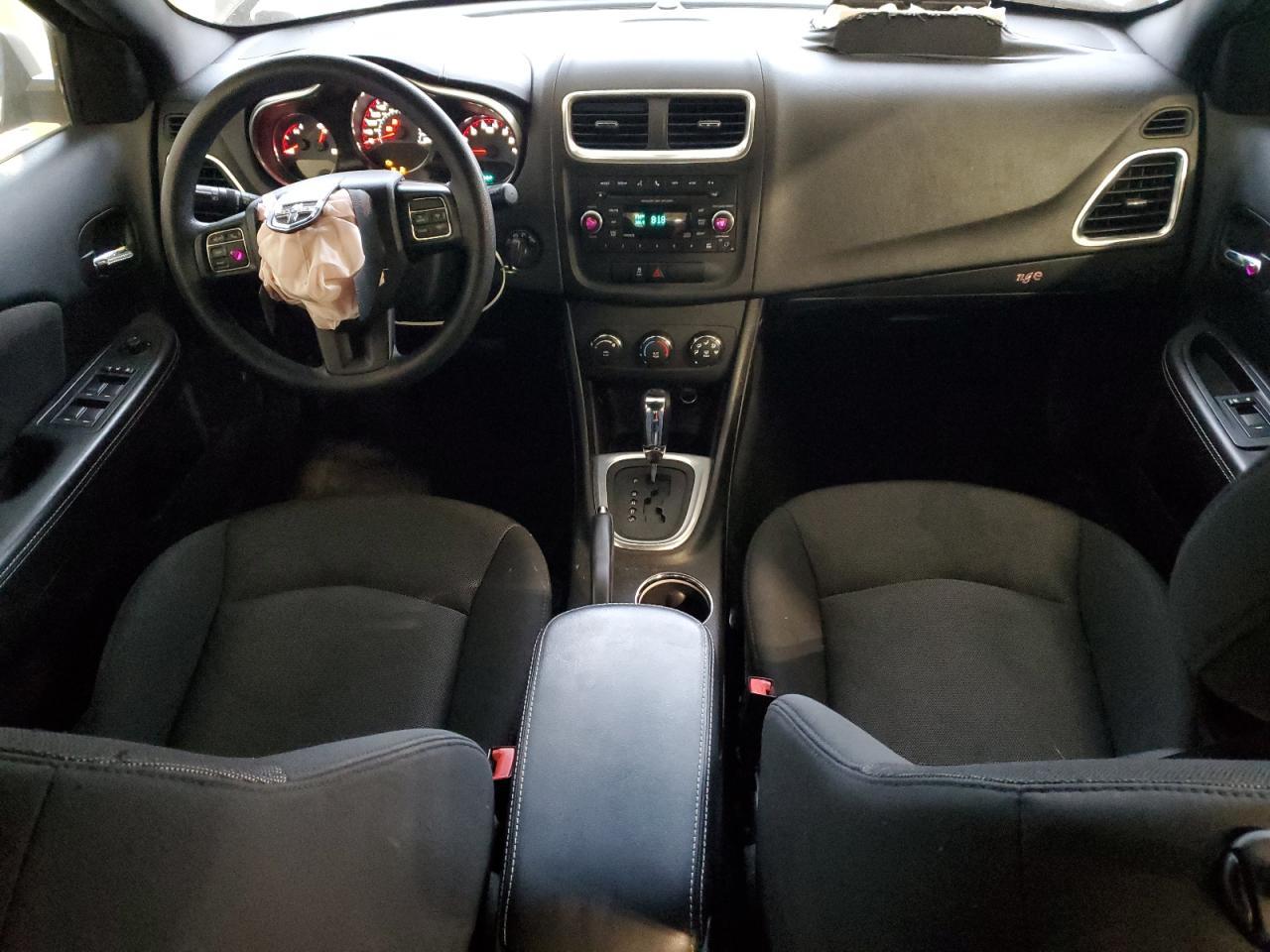 2013 DODGE Avenger