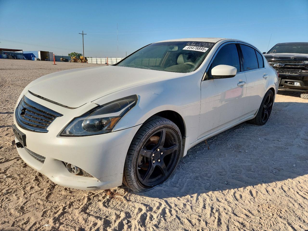 2011 INFINITI G37