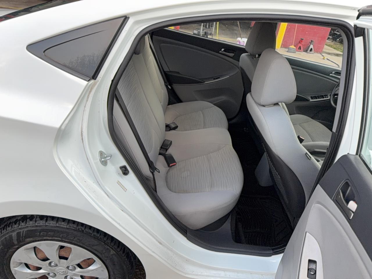 2016 HYUNDAI ACCENT