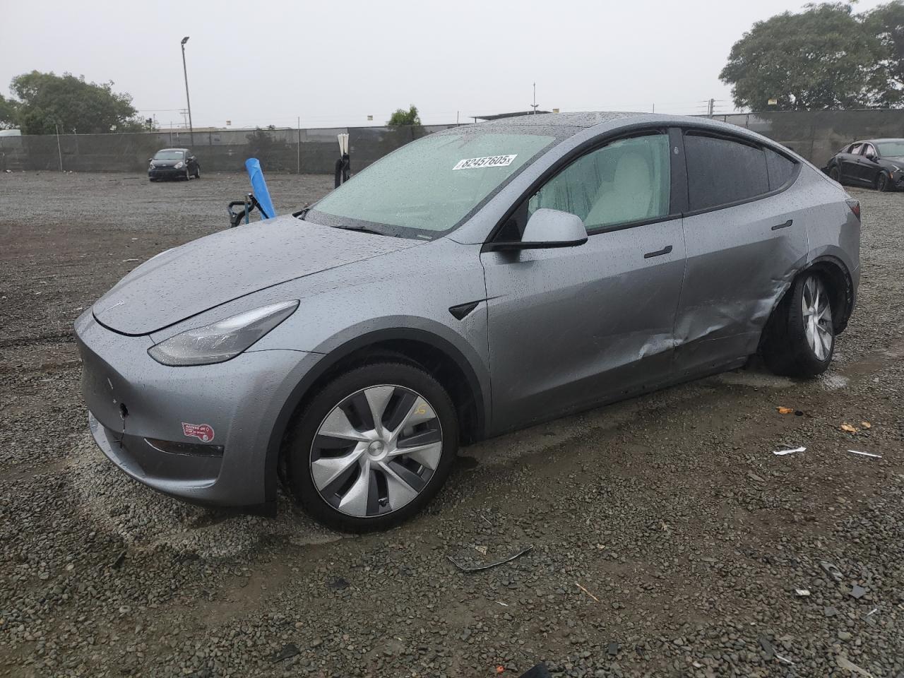 2024 TESLA MODEL Y