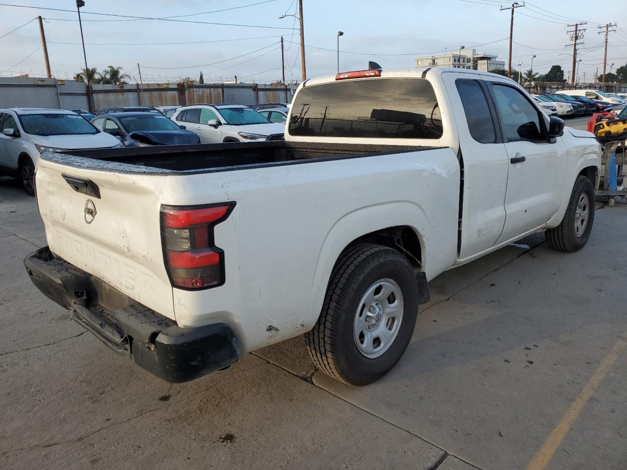 2022 NISSAN Frontier