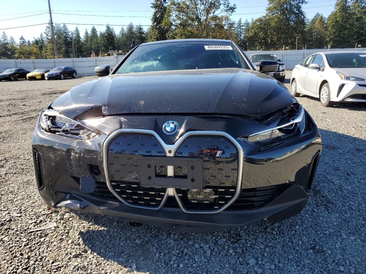 2024 BMW i4