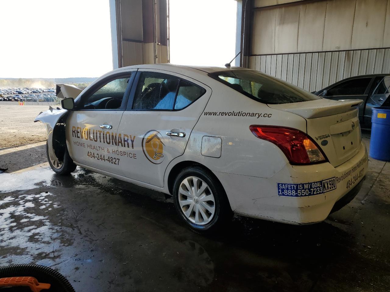 2019 NISSAN VERSA