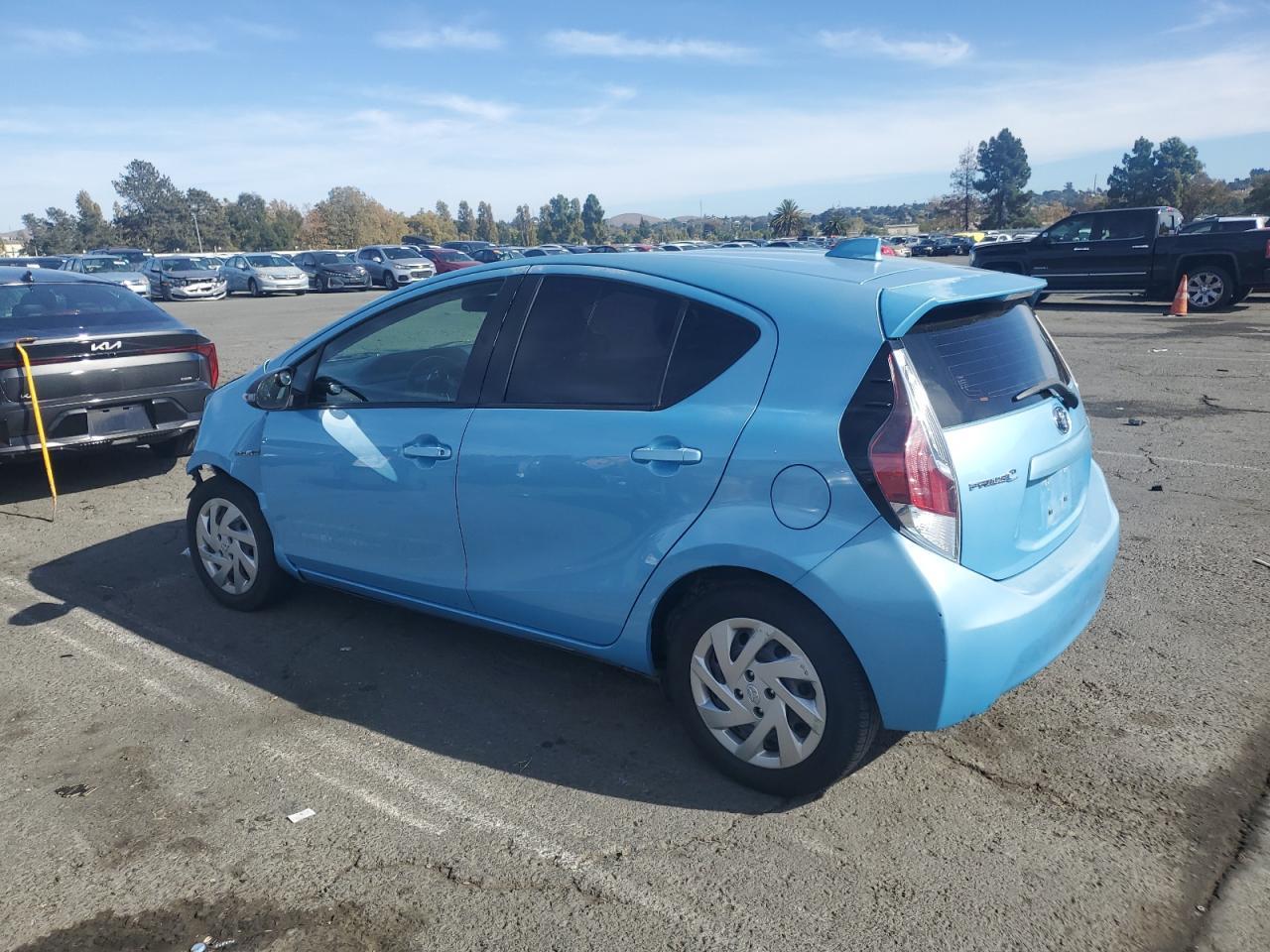 2015 TOYOTA Prius c