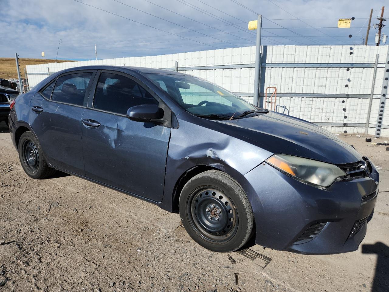 2015 TOYOTA COROLLA
