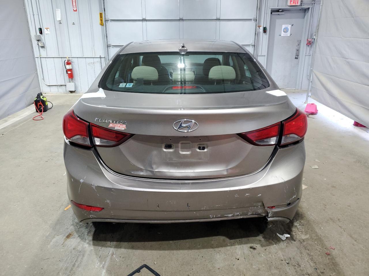 2016 HYUNDAI ELANTRA