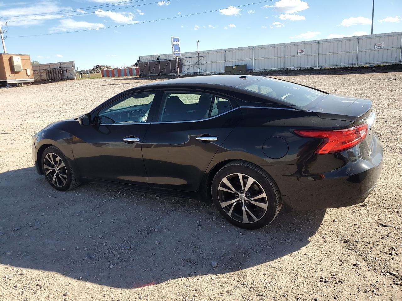 2016 NISSAN Maxima