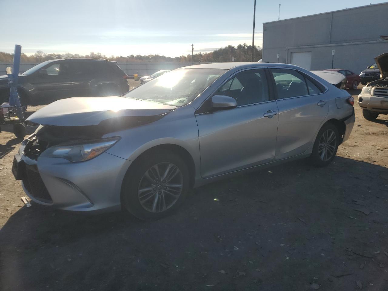 2017 TOYOTA CAMRY
