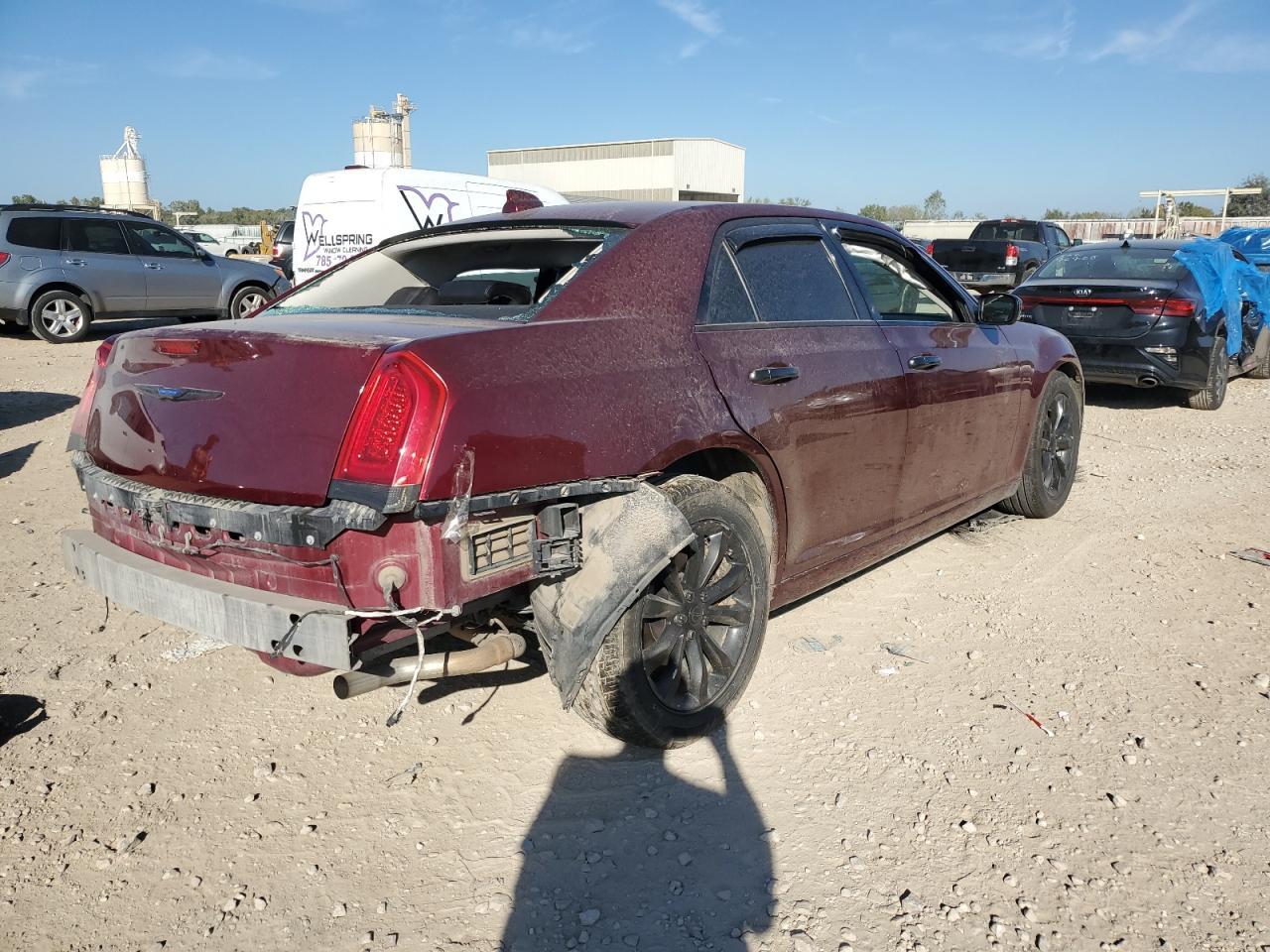 2019 CHRYSLER 300