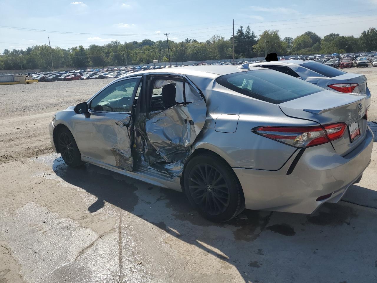 2019 TOYOTA CAMRY