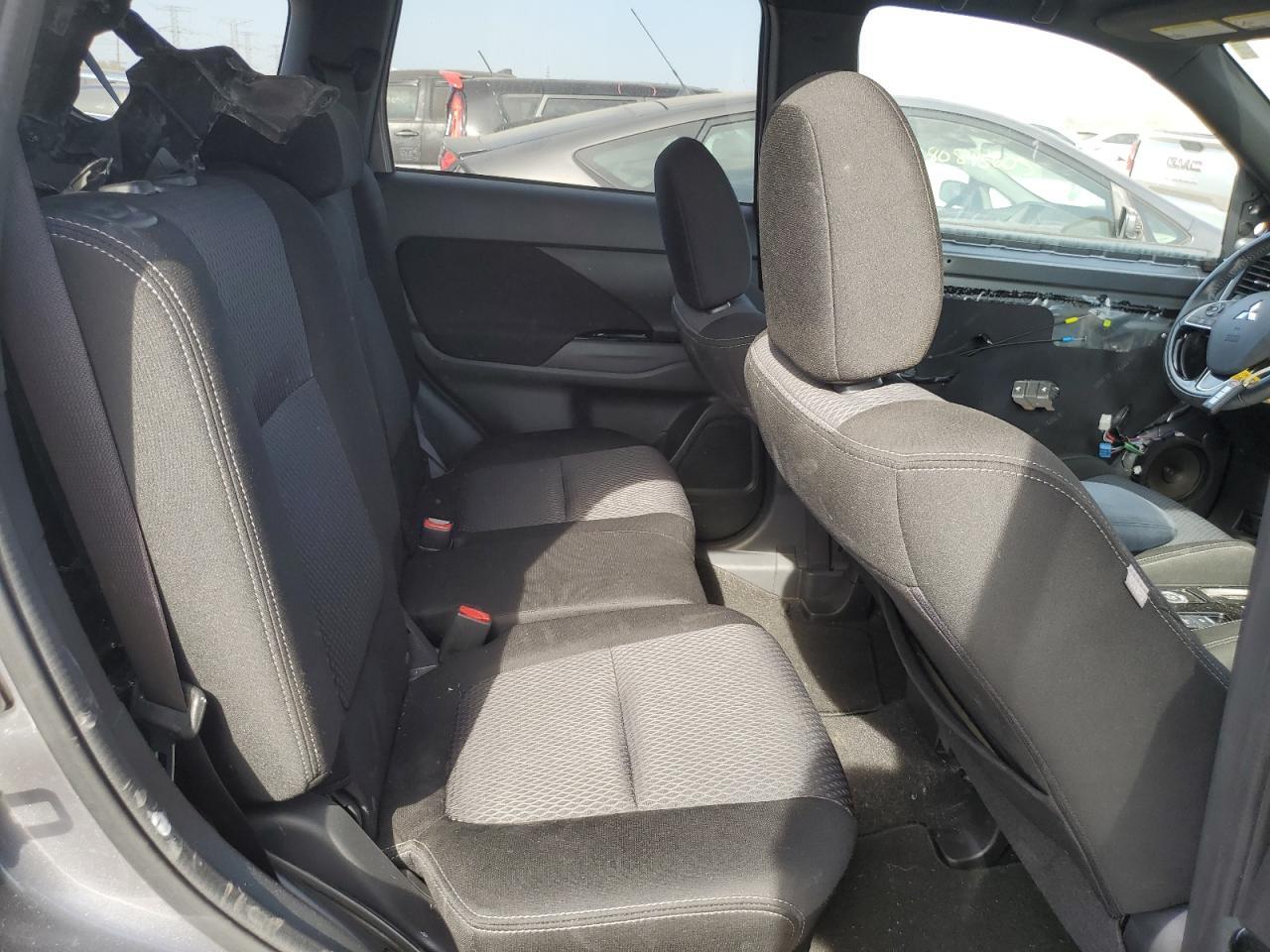 2018 MITSUBISHI outlander