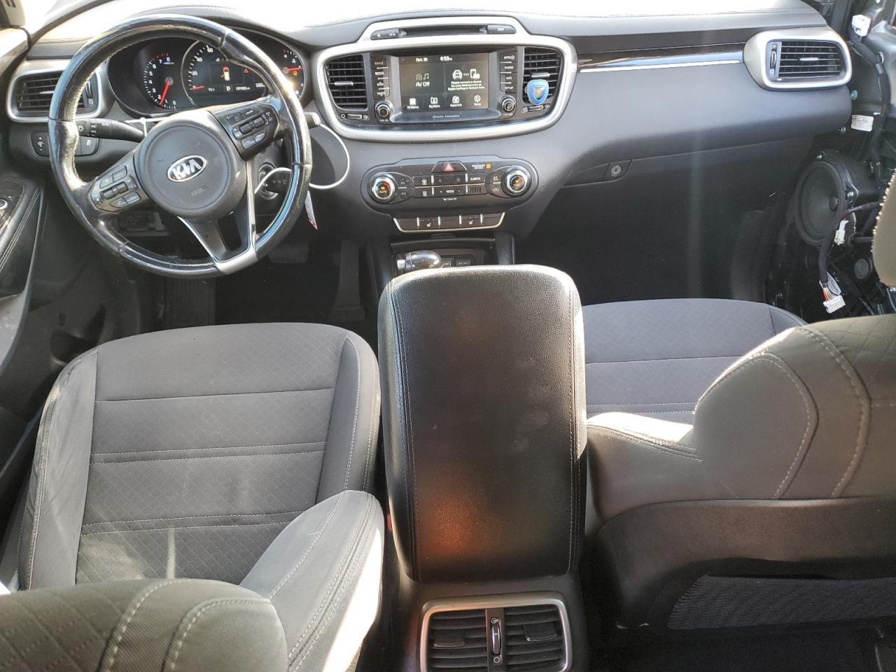 2017 KIA SORENTO