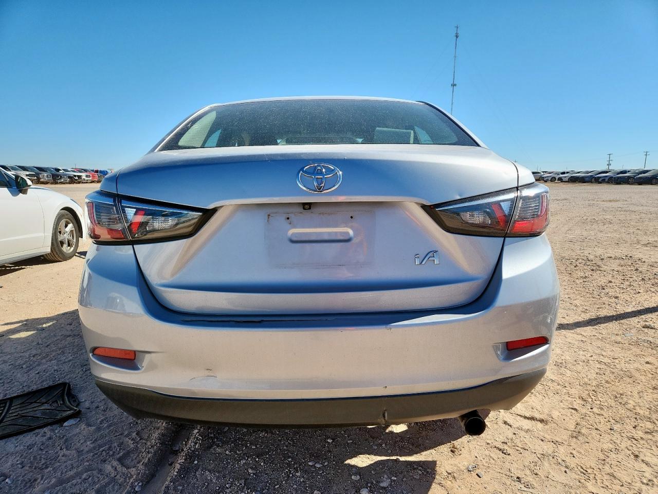 2018 TOYOTA YARIS