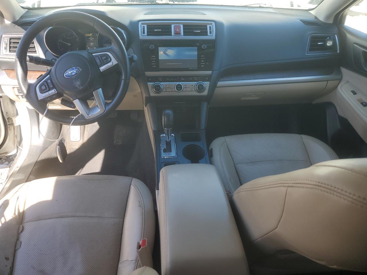 2015 SUBARU Outback