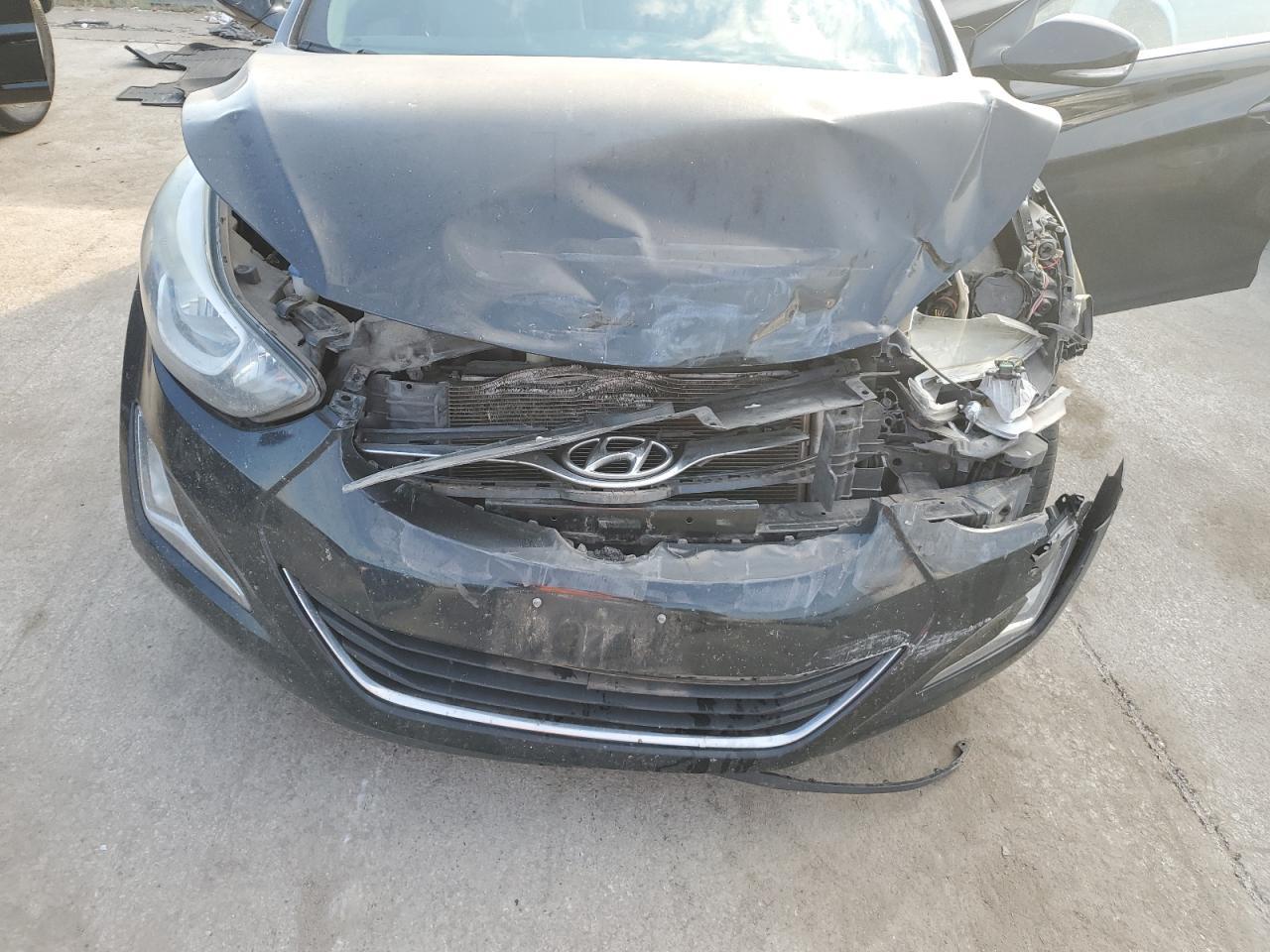 2016 HYUNDAI ELANTRA