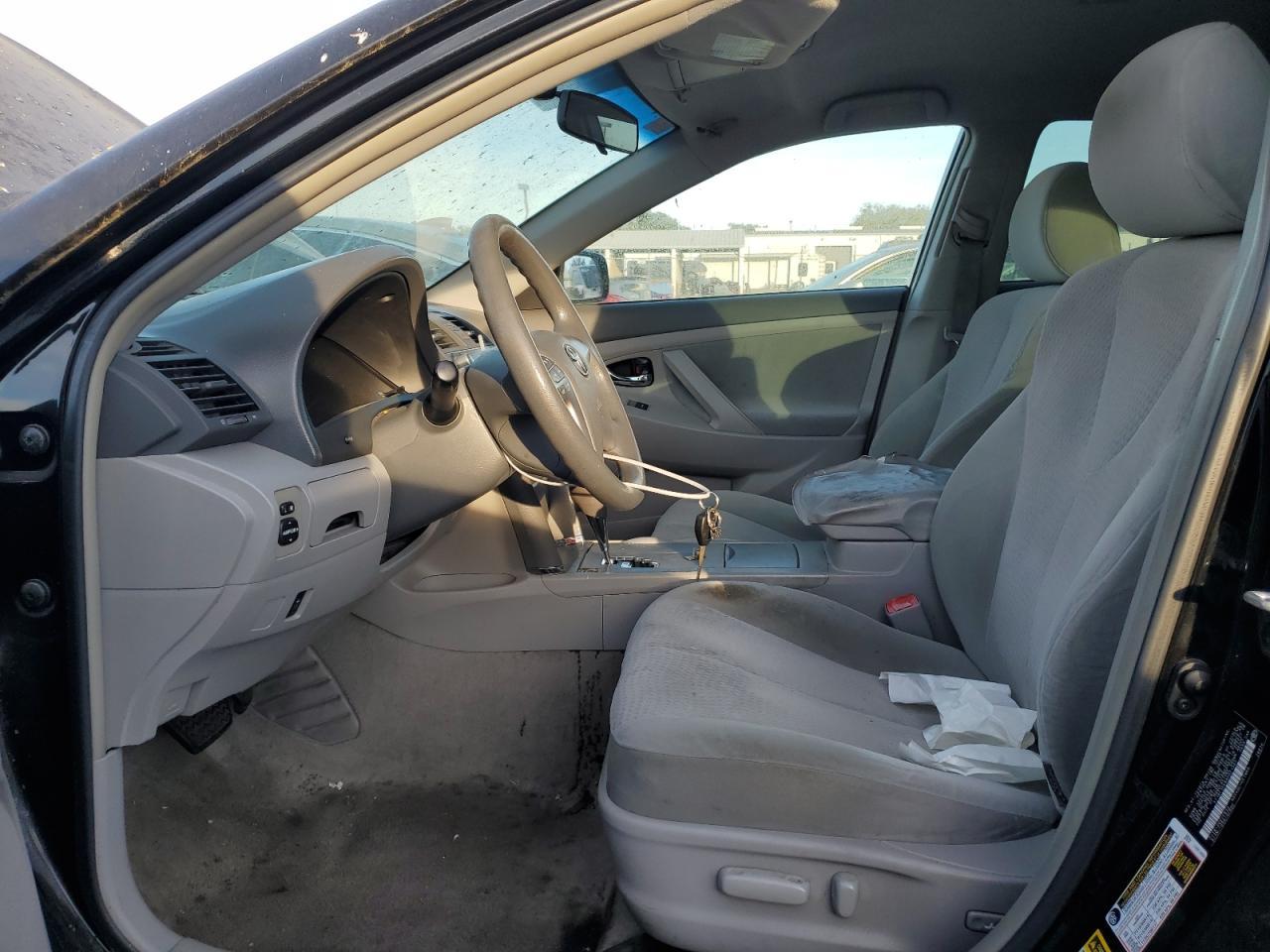 2010 TOYOTA CAMRY