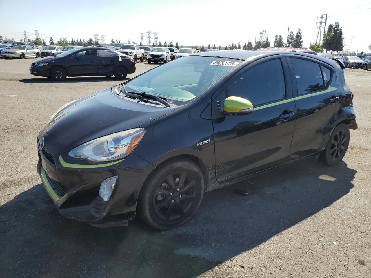 2016 TOYOTA Prius c