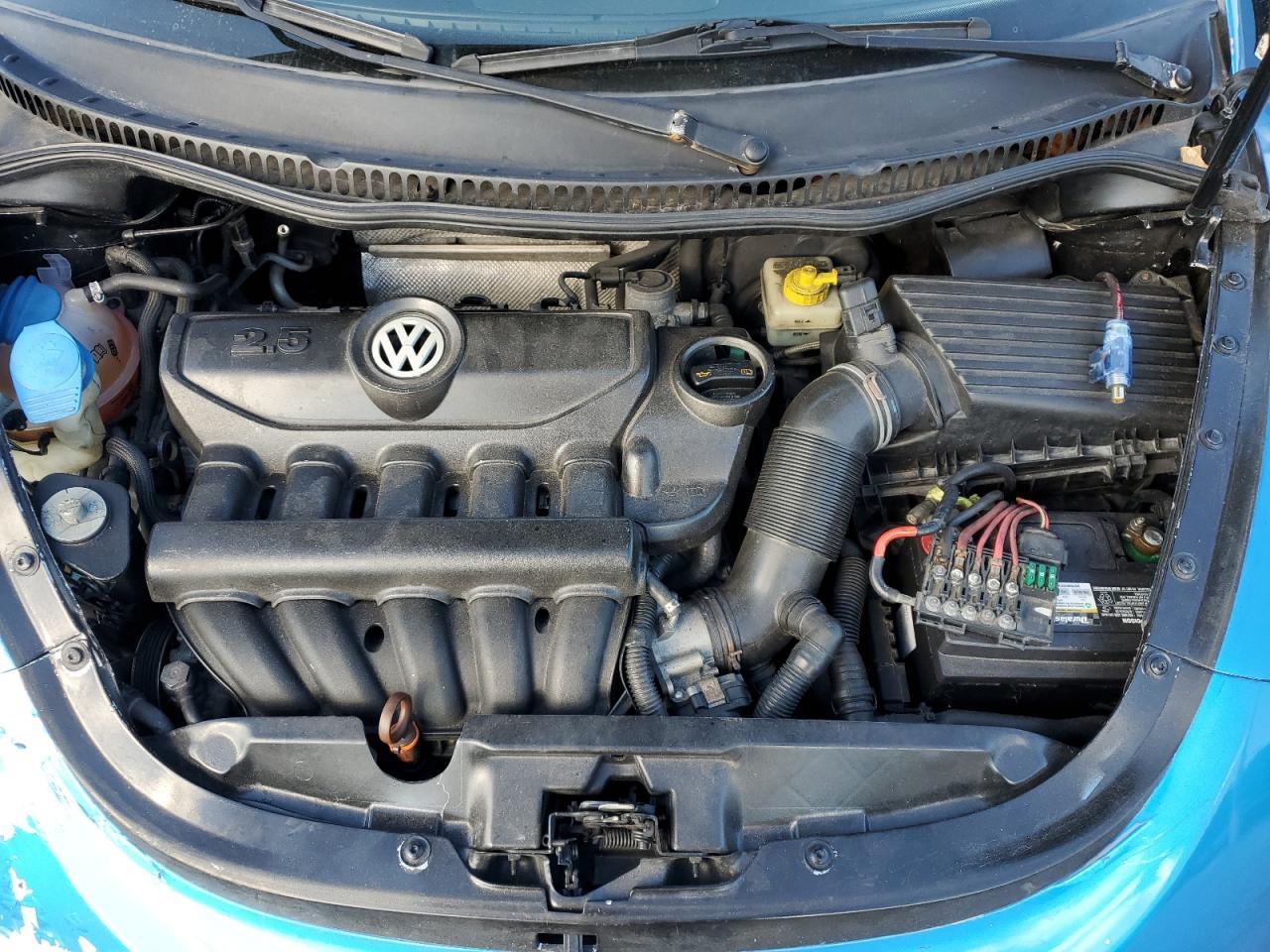 2010 VOLKSWAGEN Beetle