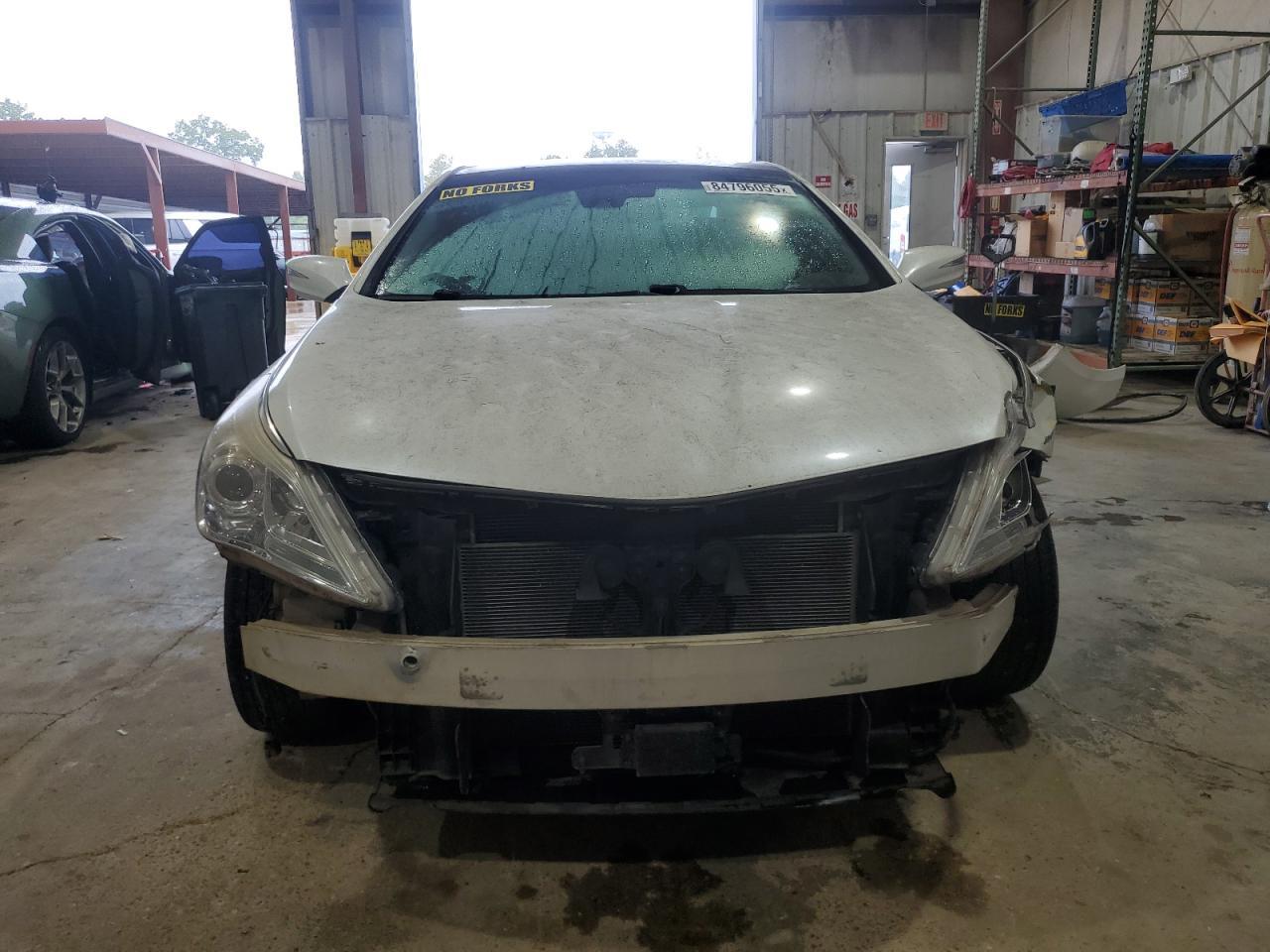 2016 HYUNDAI Azera