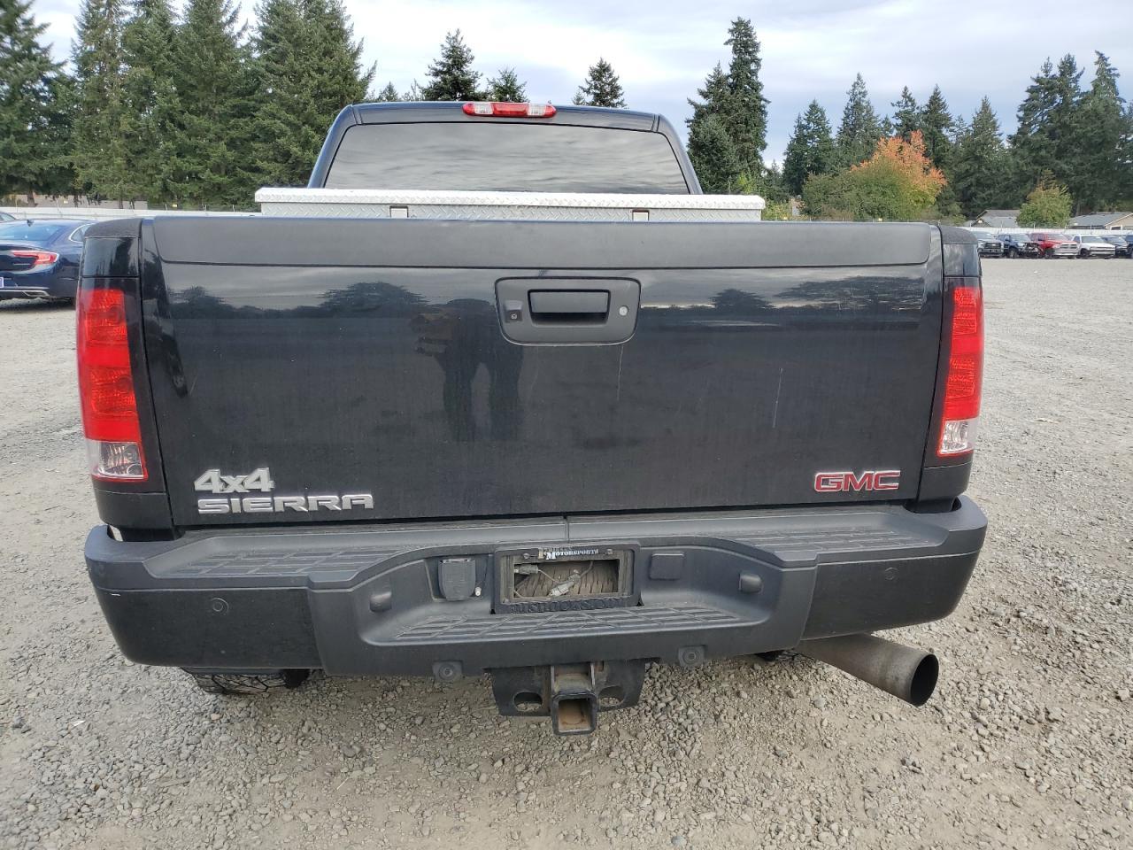 2011 GMC Sierra