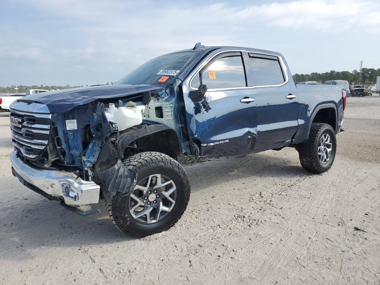 2023 GMC Sierra