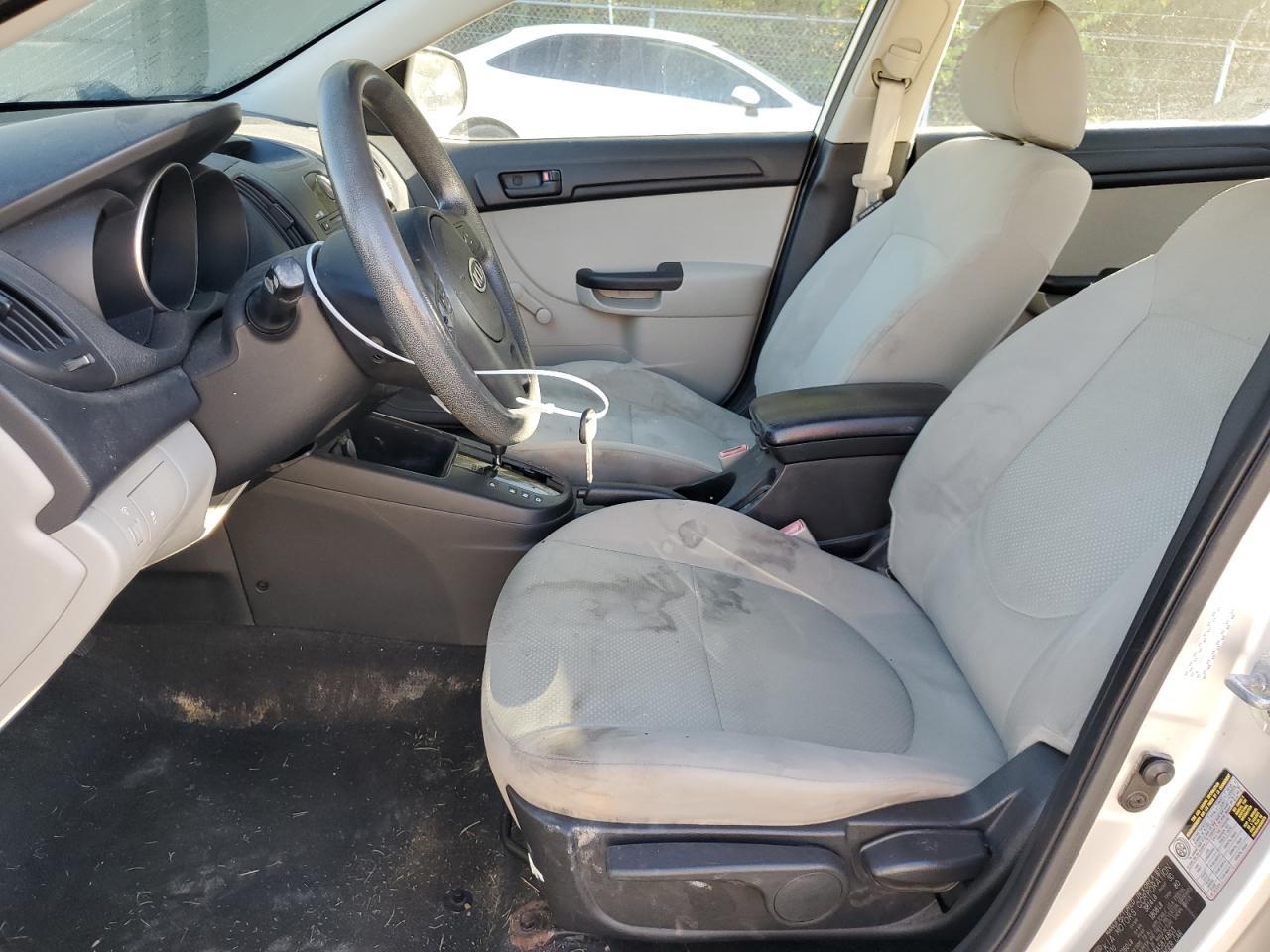 2010 KIA FORTE