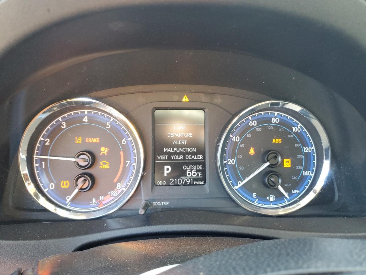 2017 TOYOTA COROLLA