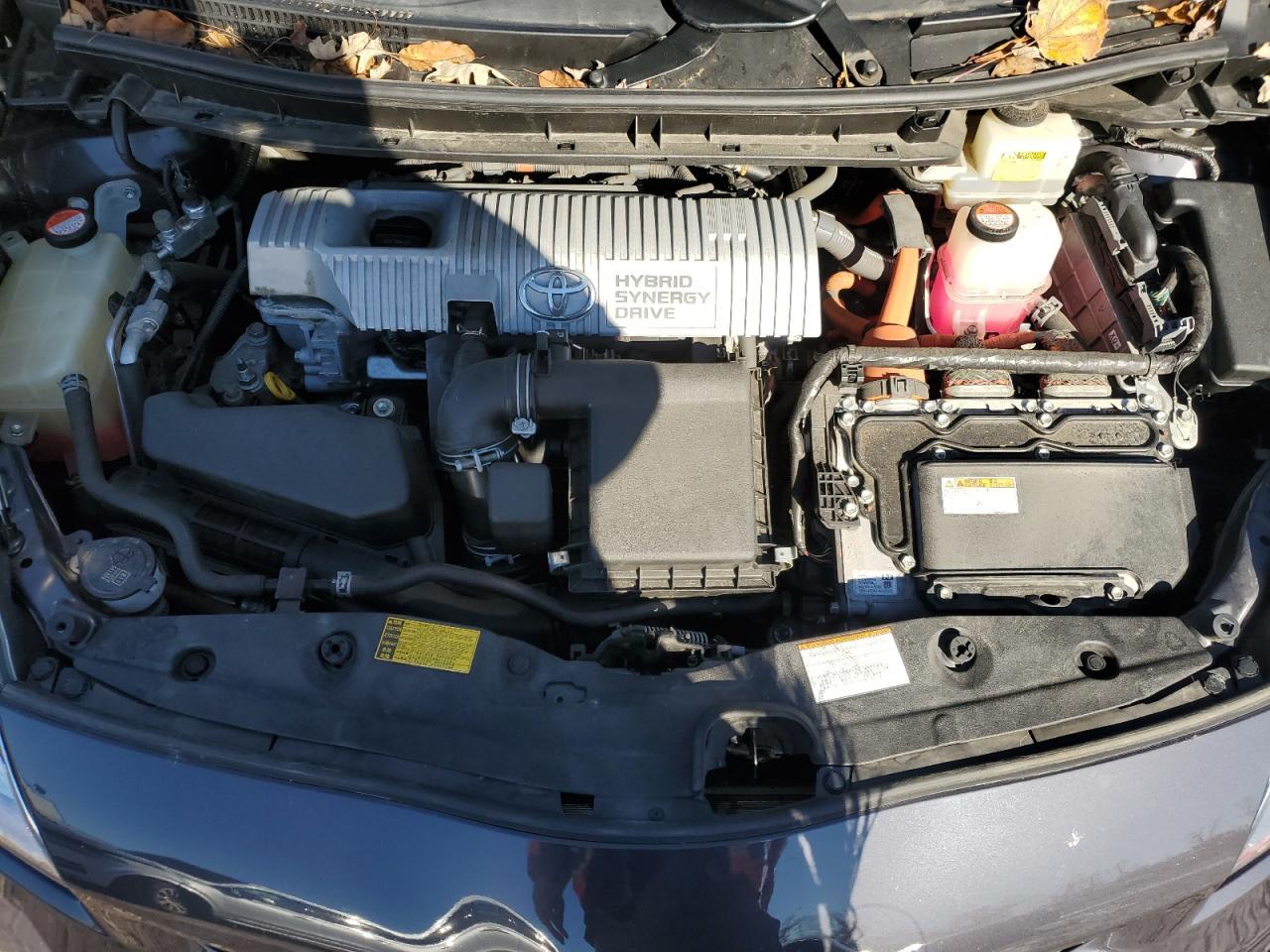 2015 TOYOTA PRIUS