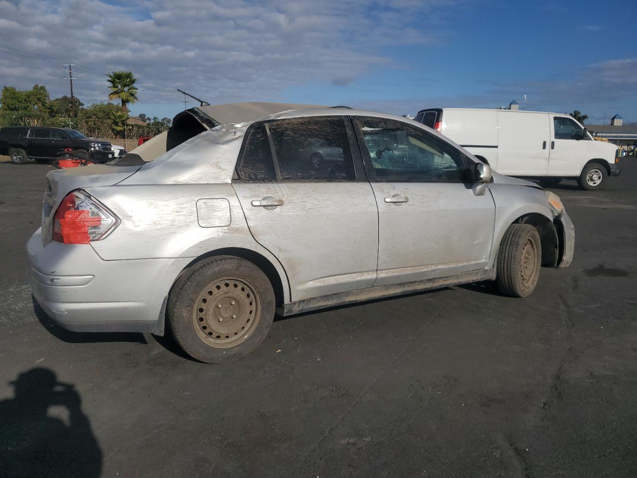 2009 NISSAN VERSA