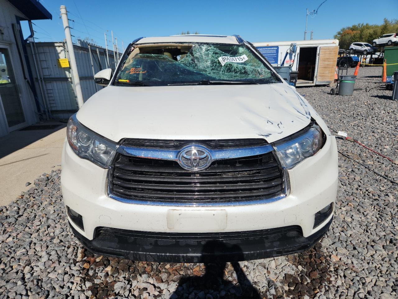 2016 TOYOTA HIGHLANDER