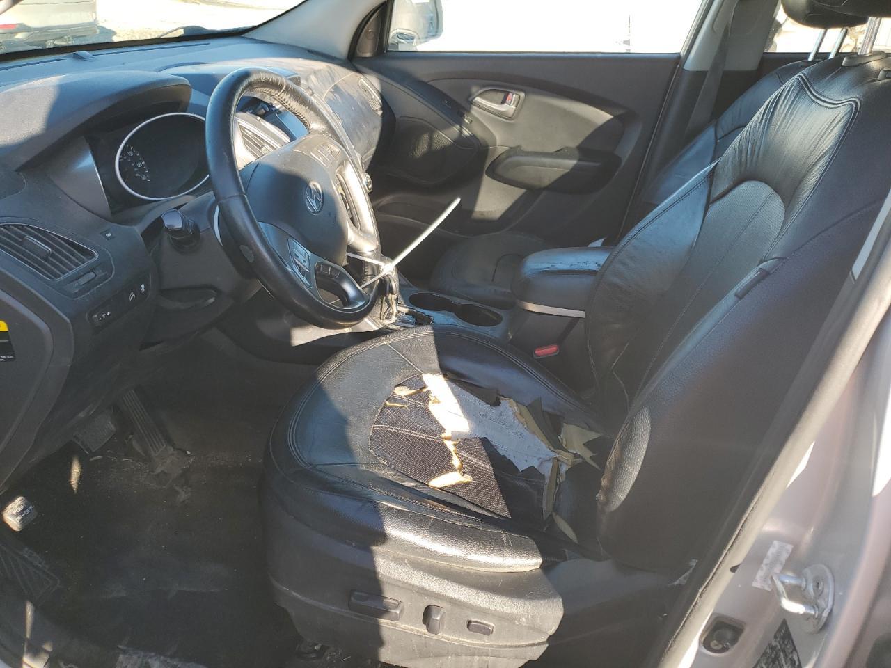 2012 HYUNDAI TUCSON