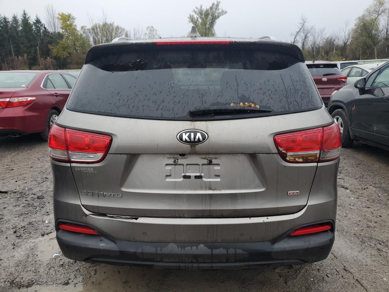 2016 KIA SORENTO