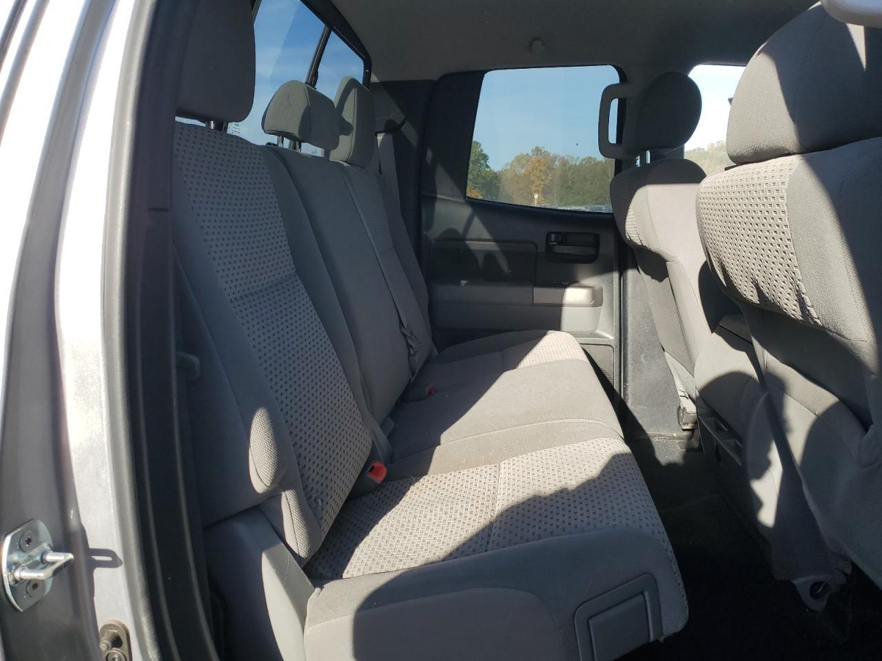 2012 TOYOTA TUNDRA