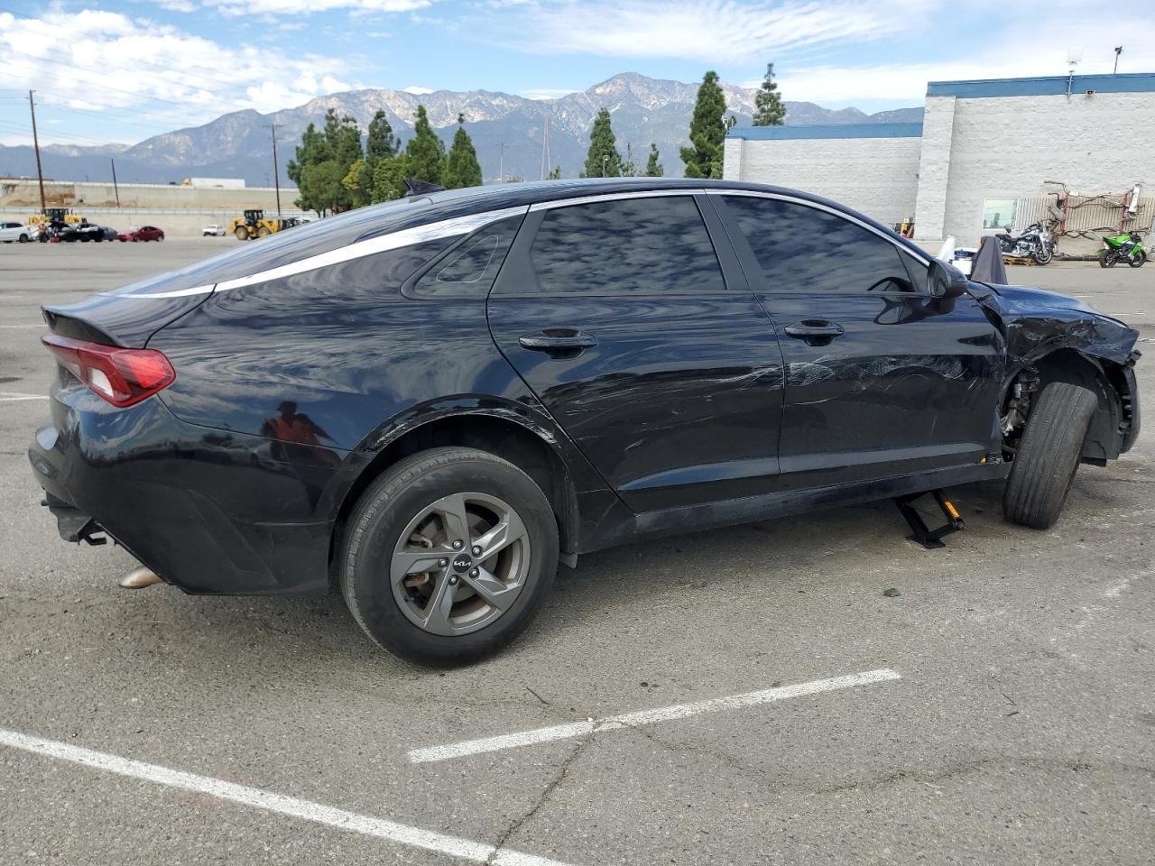 2022 KIA K5