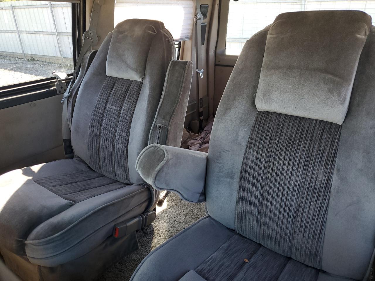 2003 GMC SAFARI