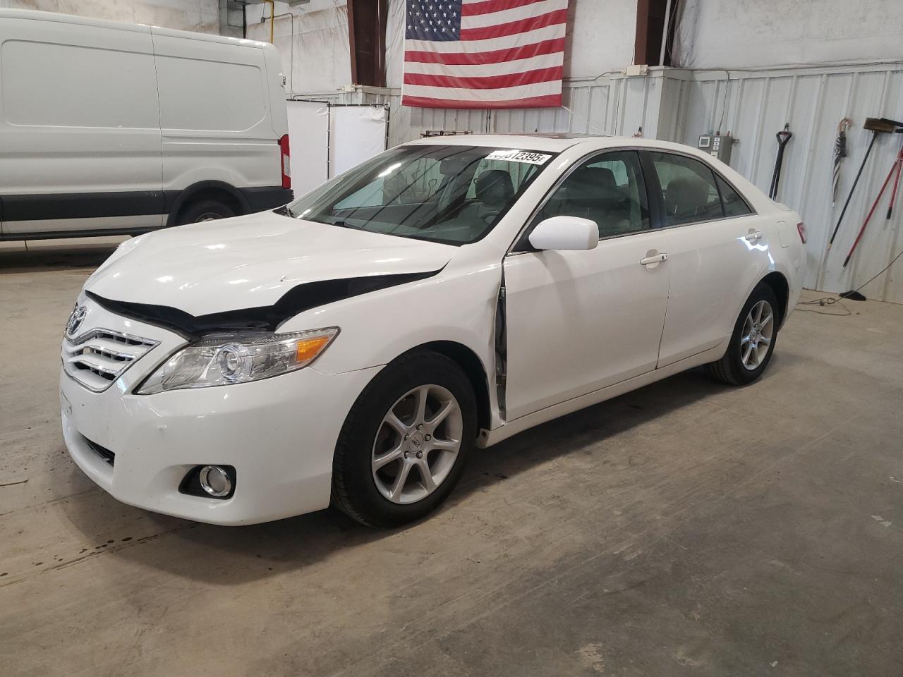 2010 TOYOTA CAMRY