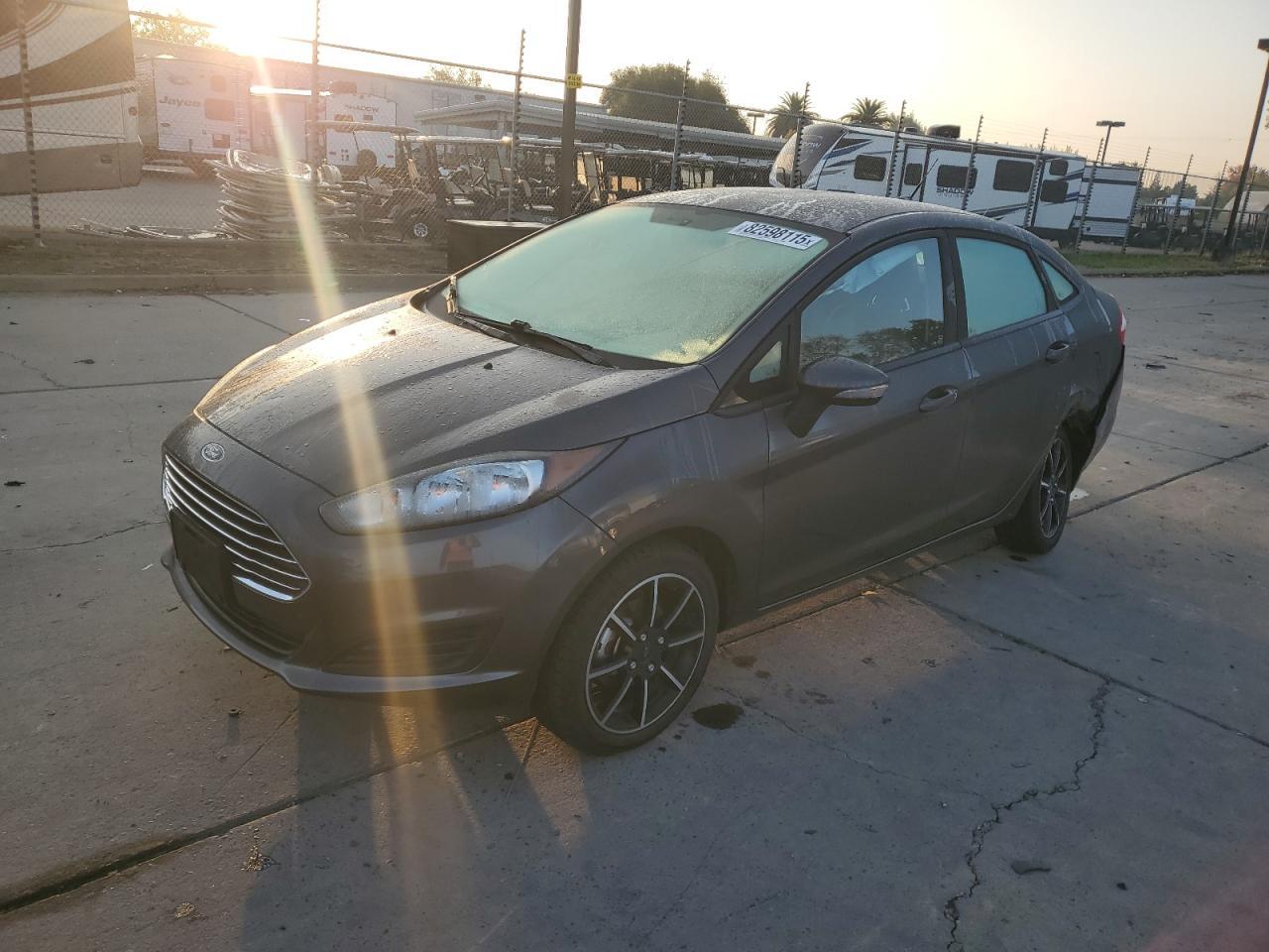 2016 FORD Fiesta