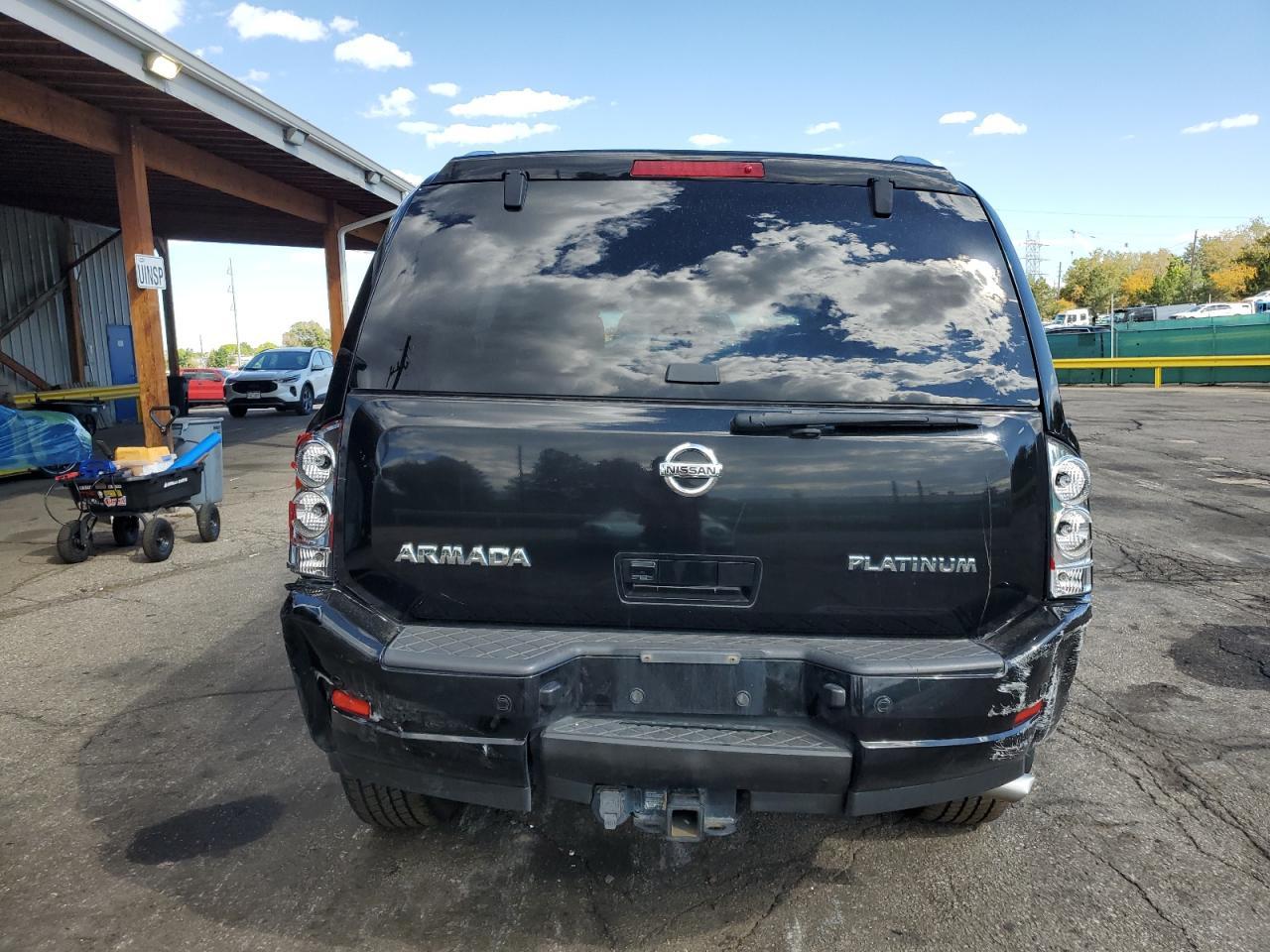 2015 NISSAN Armada