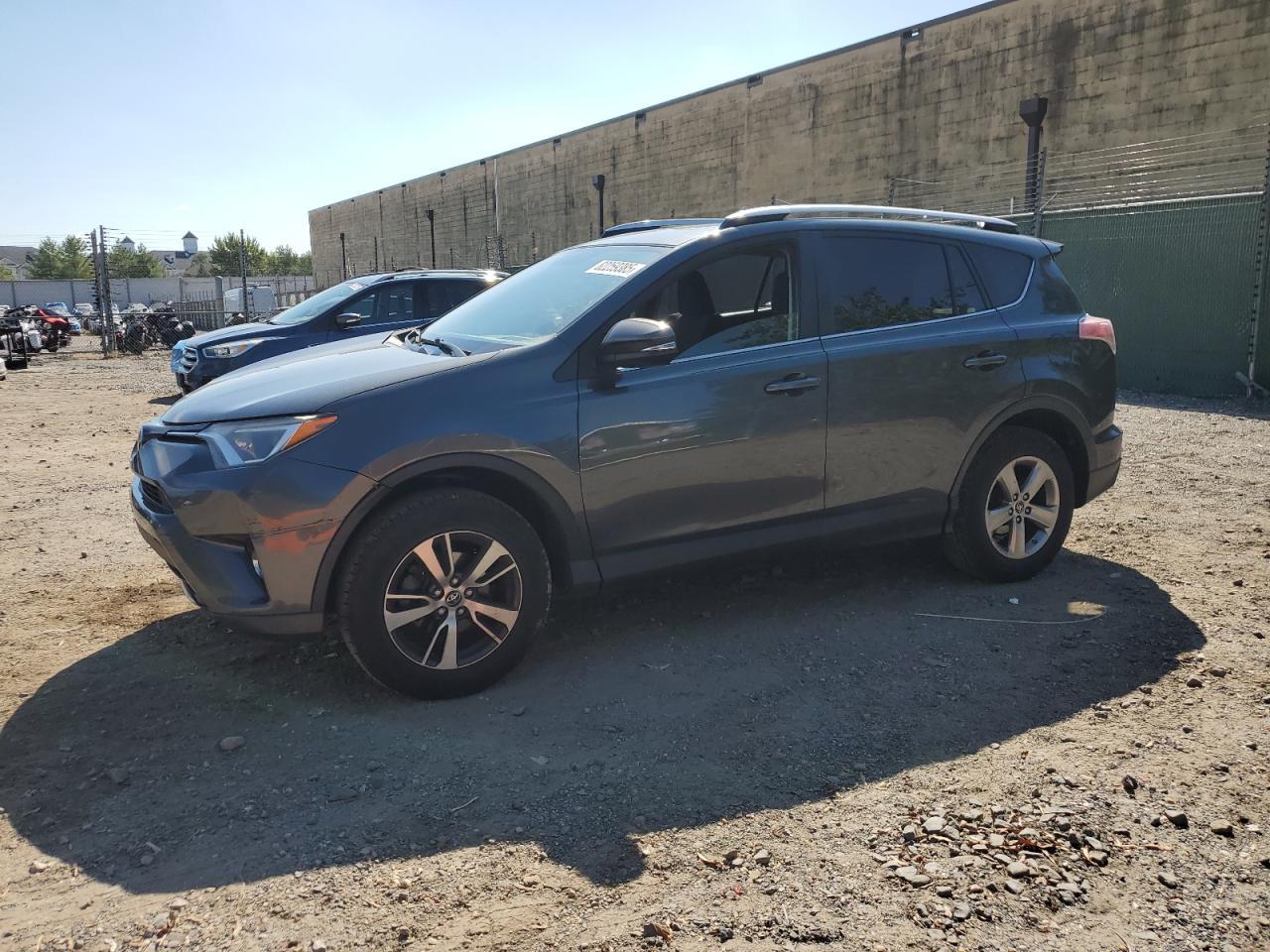 2016 TOYOTA RAV4