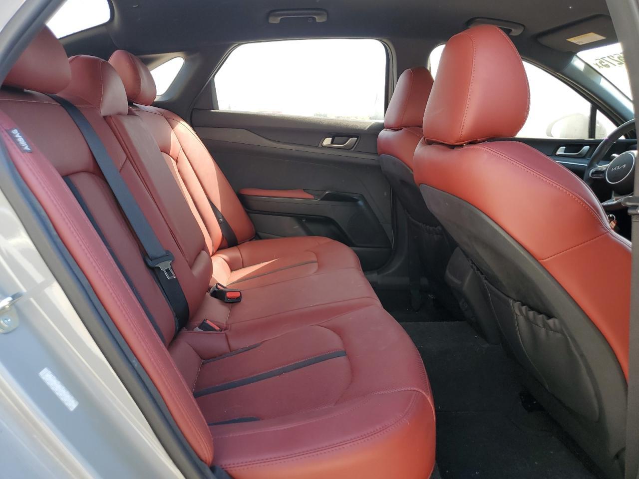 2024 KIA K5