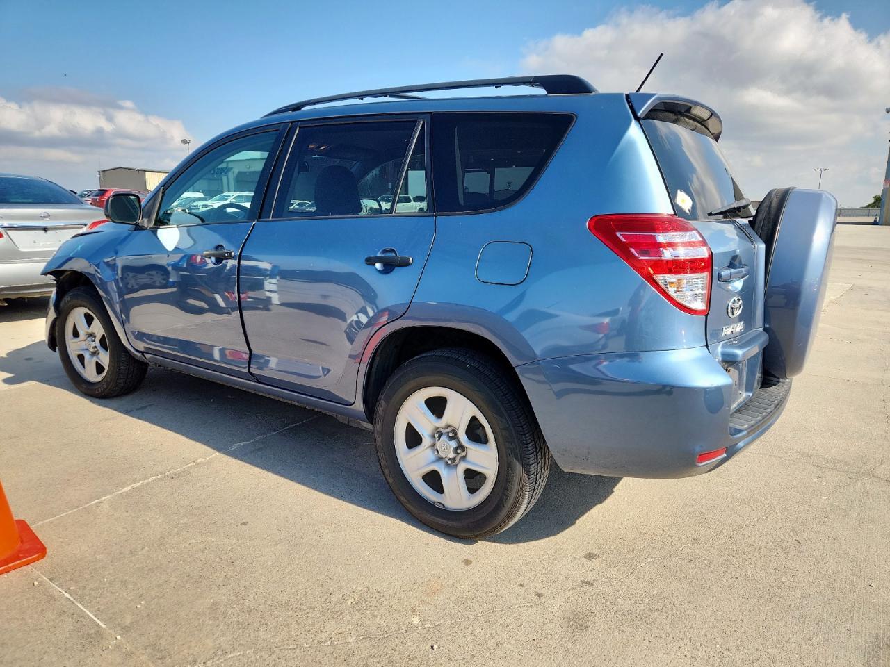 2011 TOYOTA RAV4