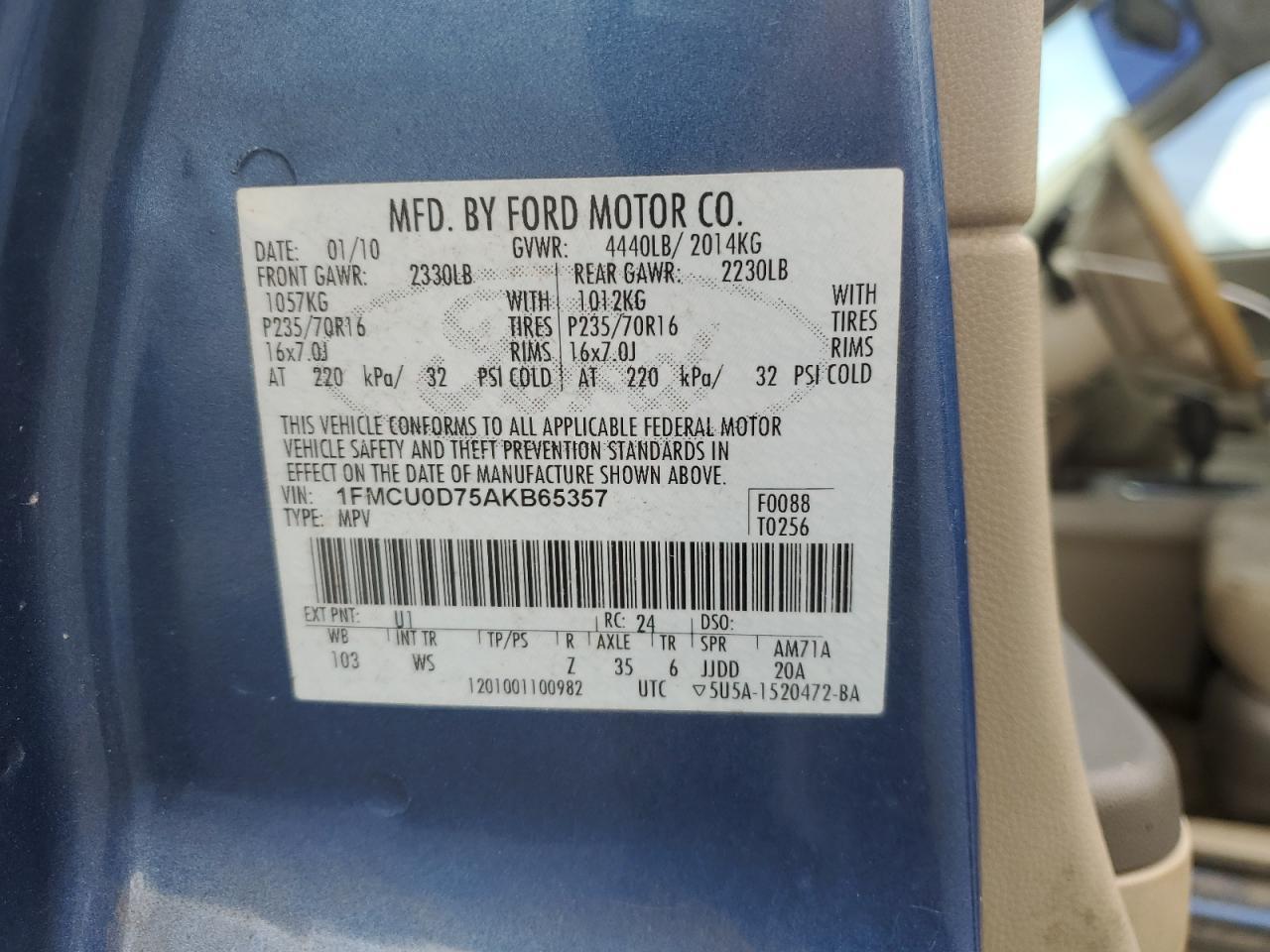 2010 FORD ESCAPE