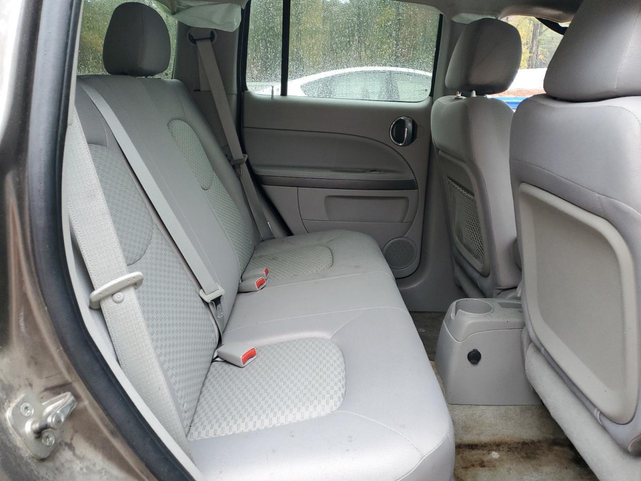 2011 CHEVROLET HHR